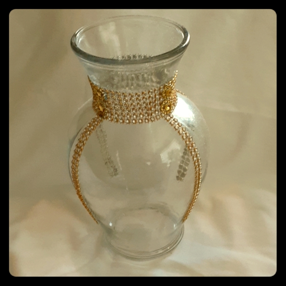 Glass vase